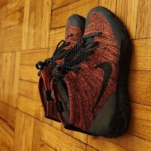 Nike Flyknit Trainer Chukka